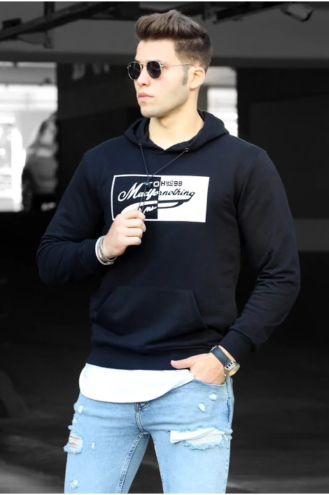 Fekete színű extravagáns pulóver