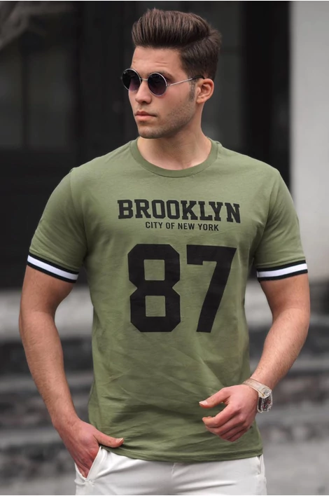 Khakizöld BROOKLYN feliratos egyedi póló