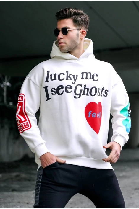 Elől-hátul nyomatos fehér pulóver