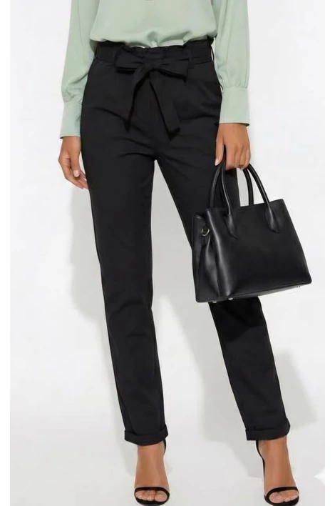 Magasderekú masnis fekete nadrág