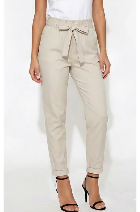 Magasderekú masnis krém színű nadrág