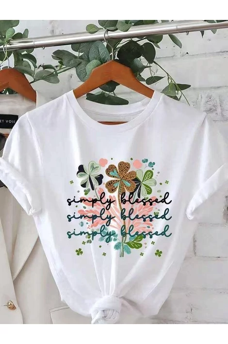 Virág mintás fehér póló 