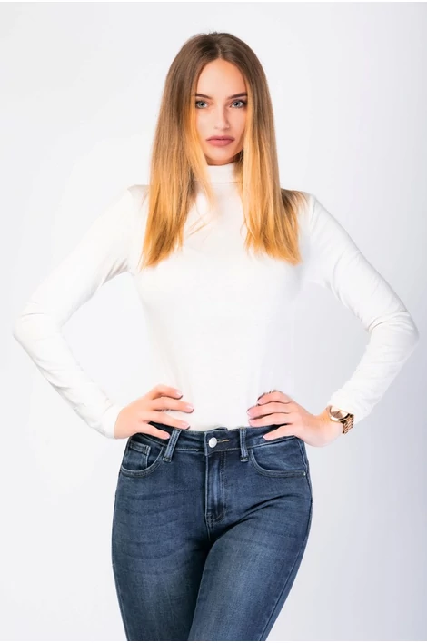 Törtfehér  garbonyakú  body