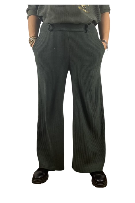 Bő szabású khakizöld kordbársony nadrág 
