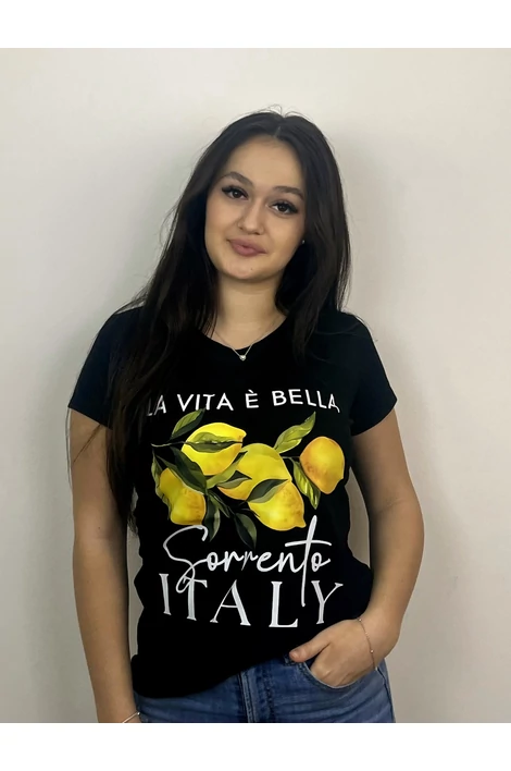 Nyomott mintás fekete póló