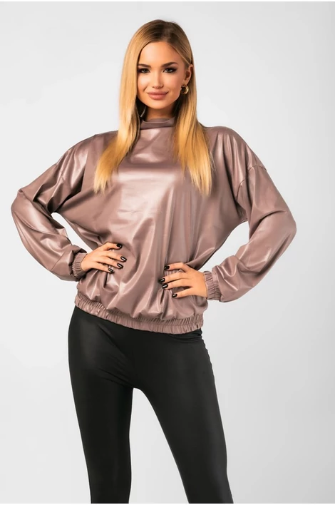 Latex hatású bő szabású mocha színű felső