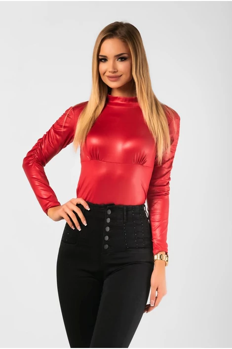 Latex hatású piros body