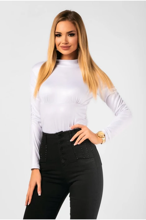 Latex hatású fehér body