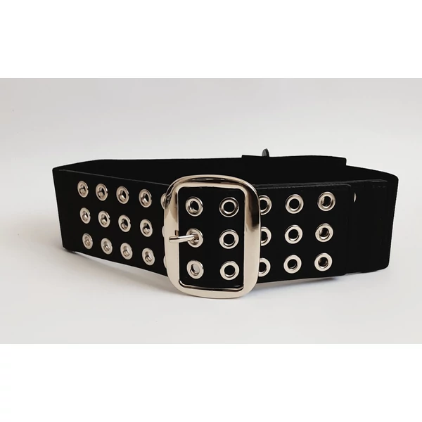 Fekete gumis öv,ezüst színű csattal