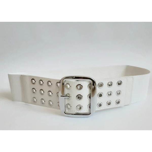Fehér gumis öv,ezüst színű csattal