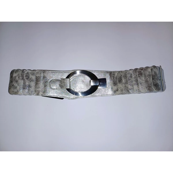 Ezüst gumis öv ,ezüst színű csattal
