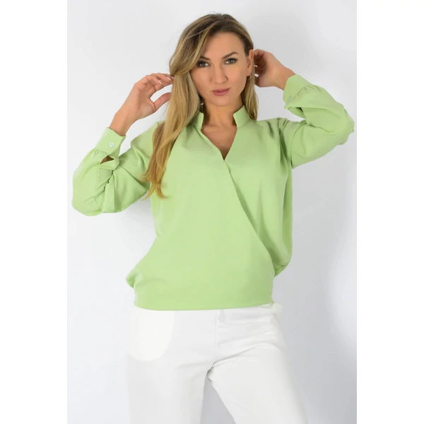 Átlapolt ,állónyakú elegáns almazöld felső