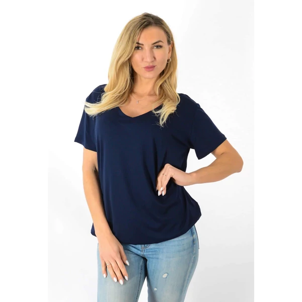 Ívelten V-nyakú, gumis aljú sötétkék felső