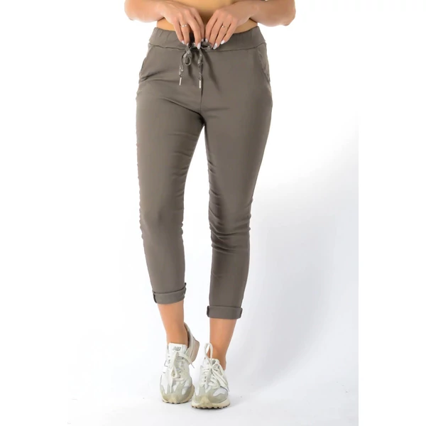 Elasztikus világos barna  nadrág