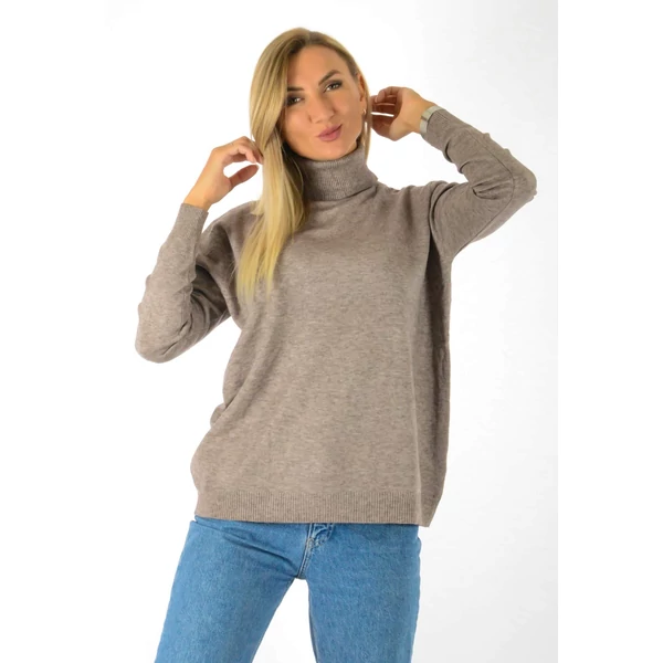 Garbósnyakú vékony kötött bézs színű felső