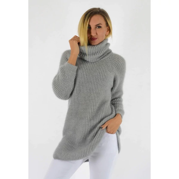 Csillámos anyagú, puha, meleg, kötött  világosszürke tunika
