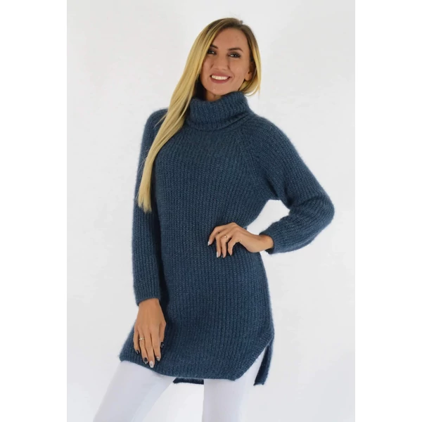 Csillámos anyagú, puha, meleg, kötött  kék tunika