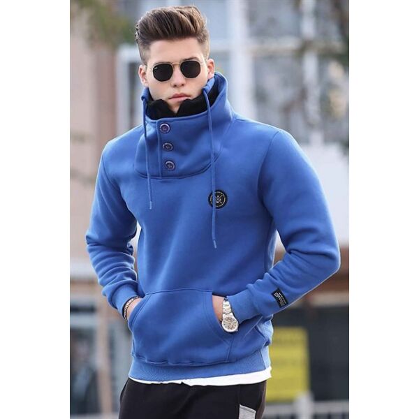 Extravagáns kék pulóver