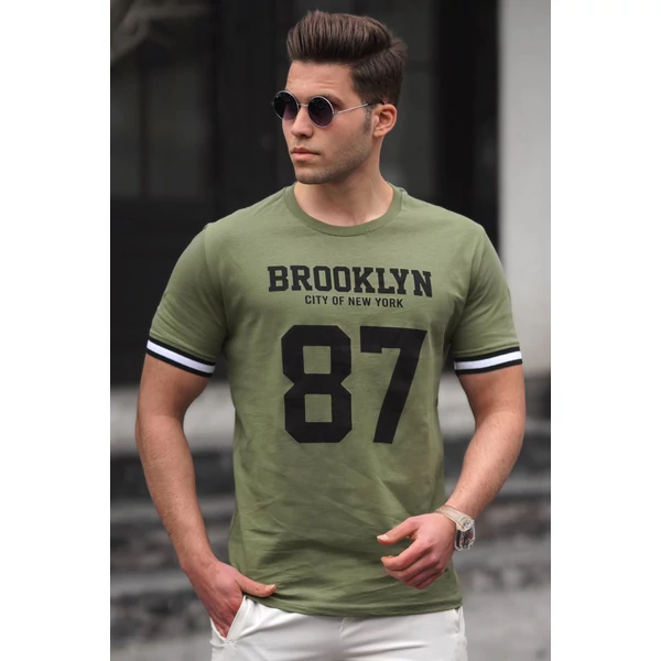 Khakizöld BROOKLYN feliratos egyedi póló