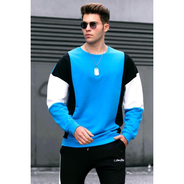 Bő fazonú kék pulóver