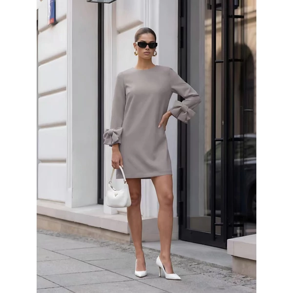 Sindy ,elegáns bézs színű ruha