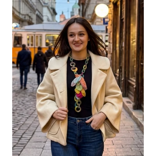 Krém színű átmeneti kis kabát