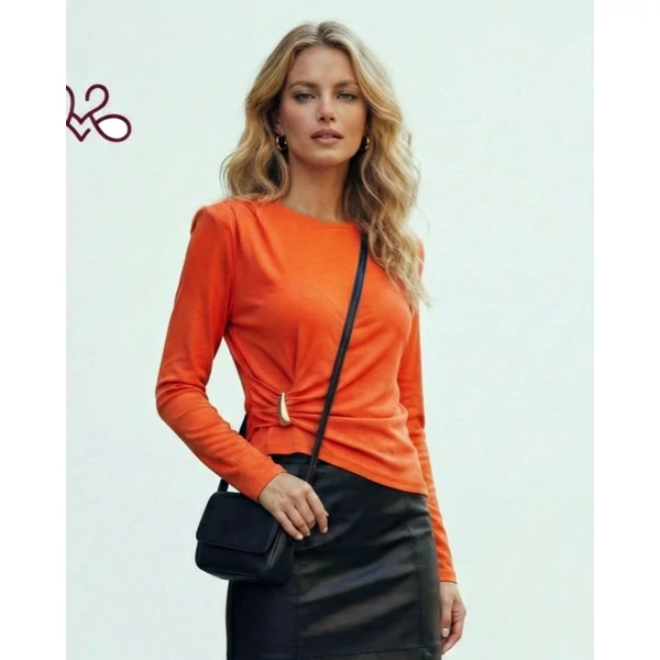 Oldalt húzott aszimmetrikus narancs szín  felső