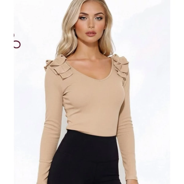 Fodros vállú drapp felső