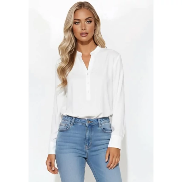 Elegáns, fehér  elöl gombos blúz