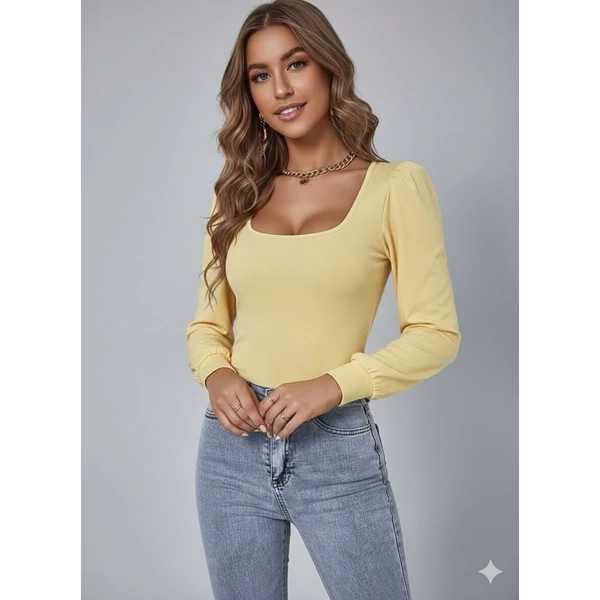 Enyhén puffos vállú sárga felső