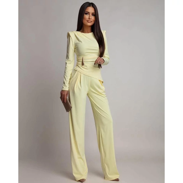 Szilvi extravagáns sárga együttes