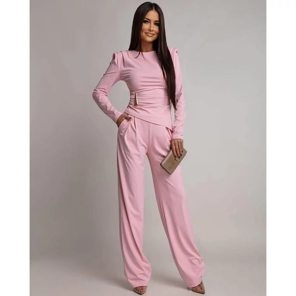 Szilvi extravagáns púder színű együttes