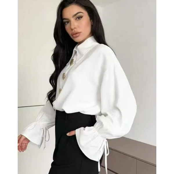 Fehér extravagáns ing