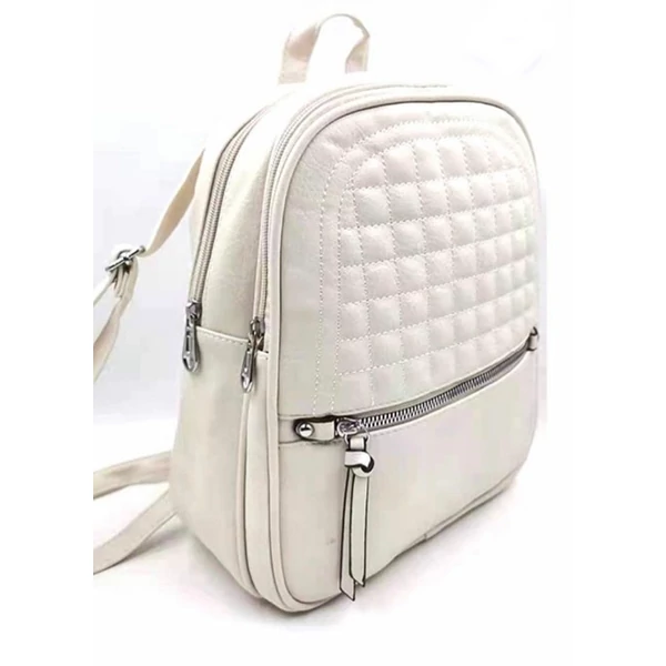 Krém színű háti táska