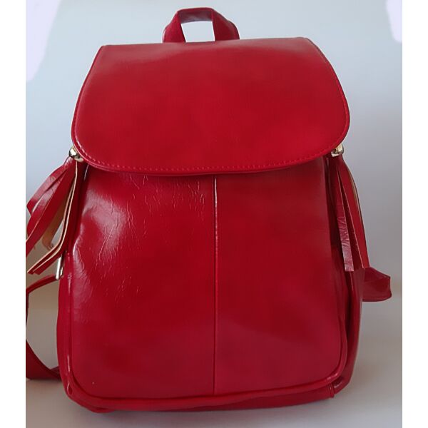 Műbőr piros háti táska