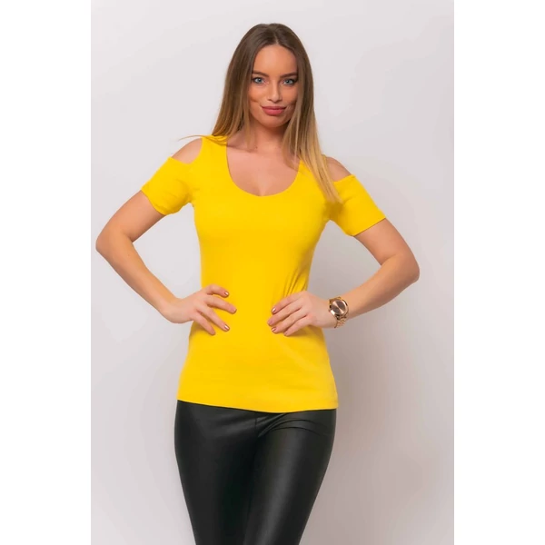 Vállán kivágott bordás anyagú sárga felső