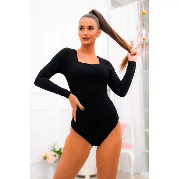 Fekete body,négyzet alakú dekoltázzsal