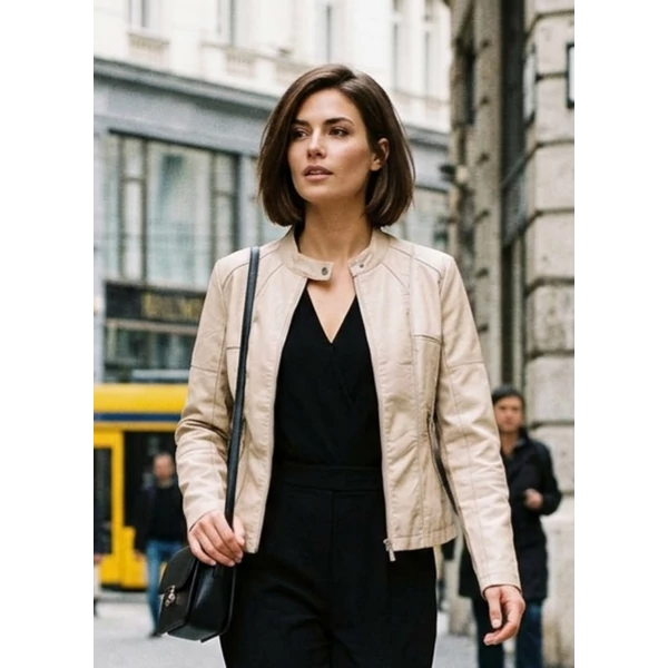 Állónyakú,cipzáros drapp műbőr dzseki