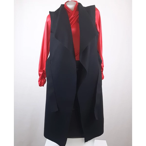 Fekete galléros hosszú mellény /Pelerin