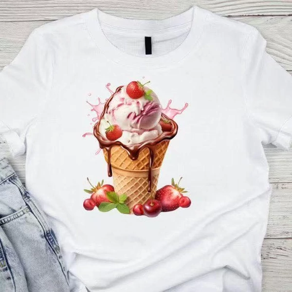 Nyomott mintás fehér póló