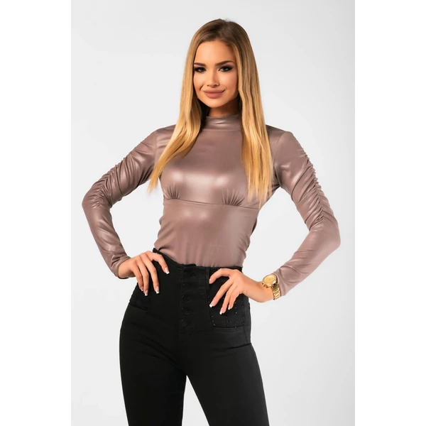 Latex hatású mocha színű body